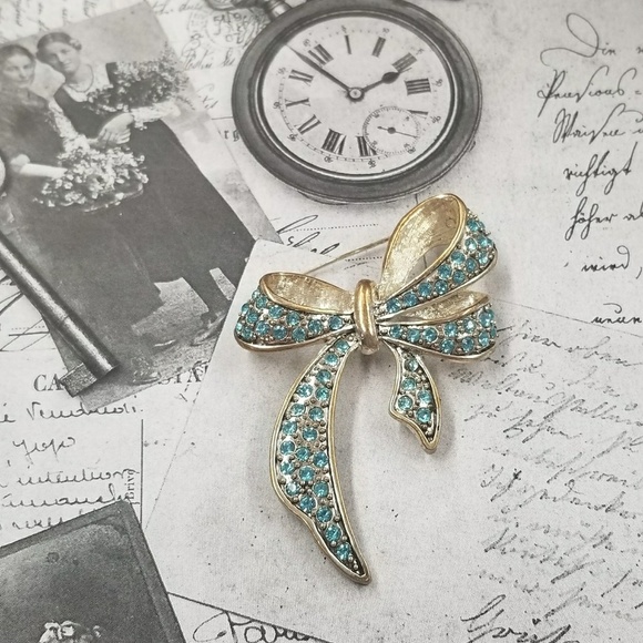 Beautiful VTG Bow - Picture 3 of 4